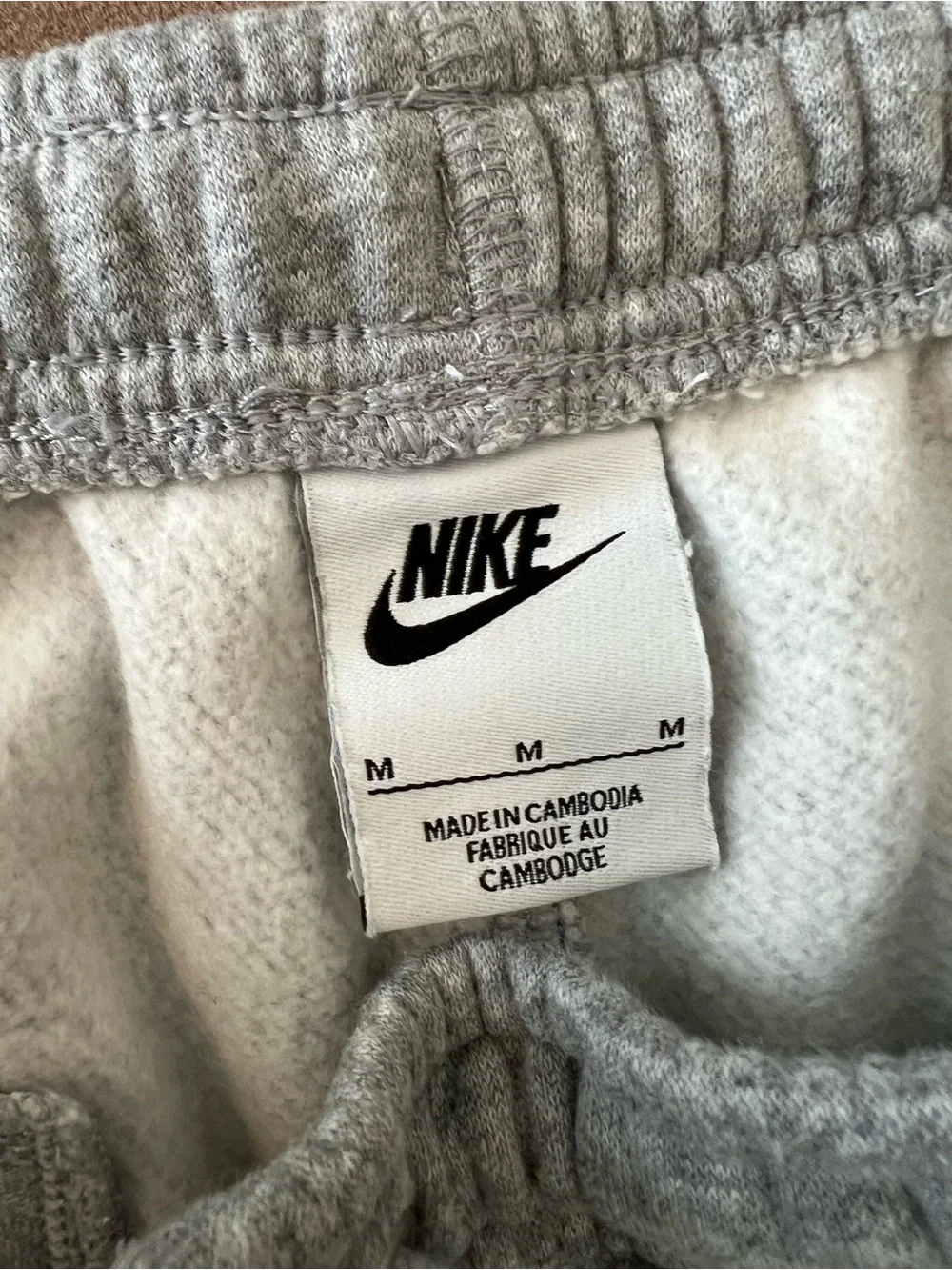 Nike Men’s Chenille Futura Grey Joggers sz medium